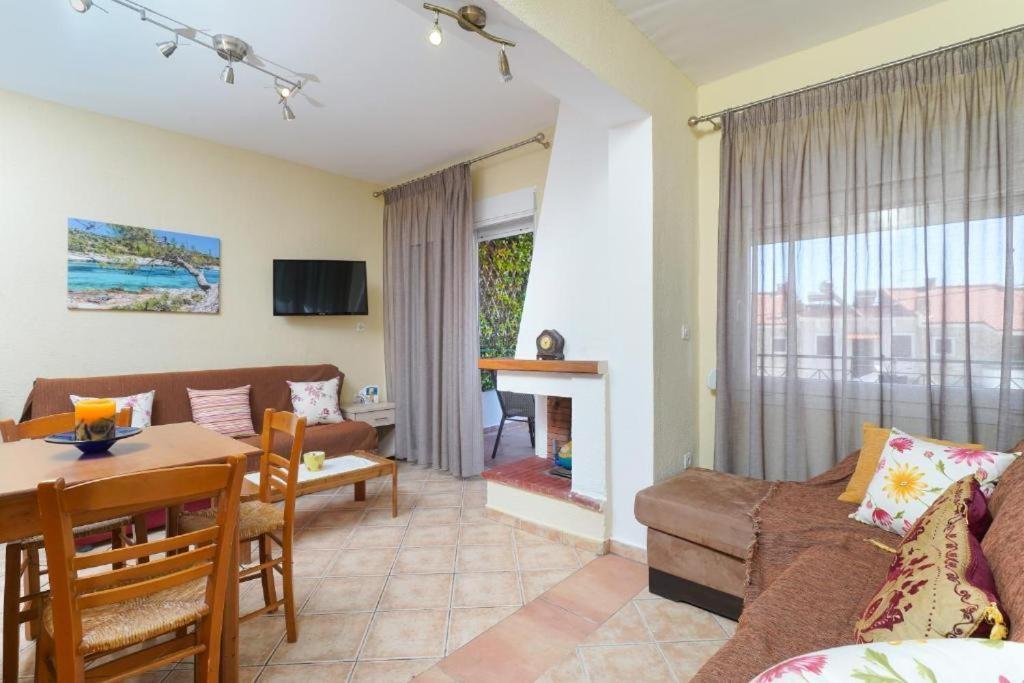 Golden Beach Maisonettes Villa Chrisi Ammoudia Camera foto